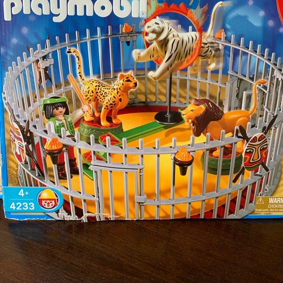 Playmobil sets - Picture 9 of 10